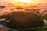 Im alten Vromaa, einer Region im historischen Livland, finden sich wunderbar sanfte, geschwungene Landschaften. Hier steht auch die hchste Erhebung des Baltikums, der Groe Eierberg, mit seinen 318 Metern.     /      Jorma Suumann / Visit Estonia
